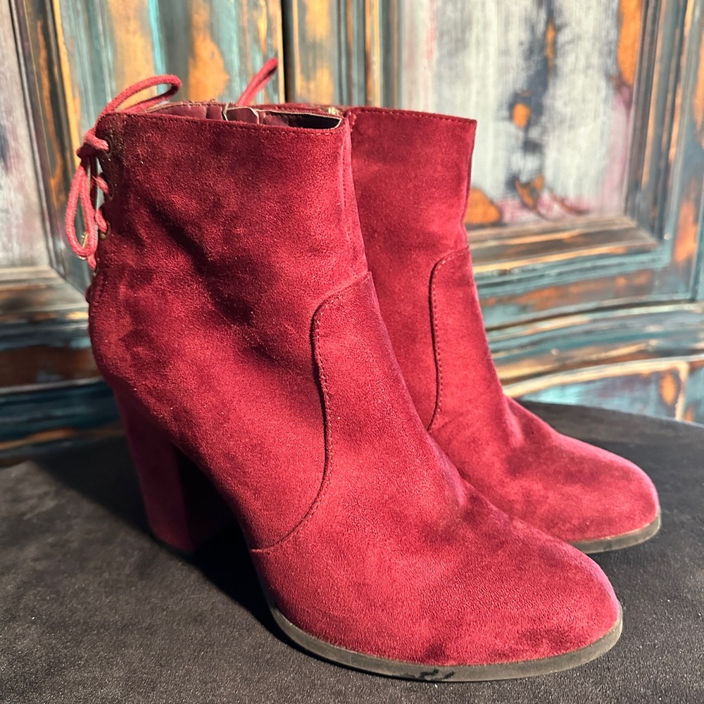 9.5 burgundy velvet heels for classy or casual
